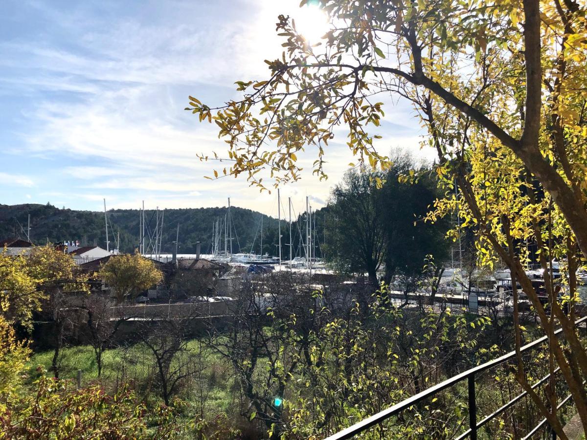 Apartments & Rooms Formenti Skradin Exterior photo