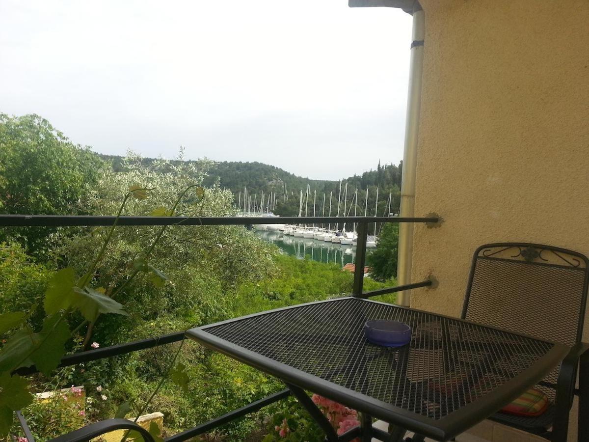 Apartments & Rooms Formenti Skradin Exterior photo