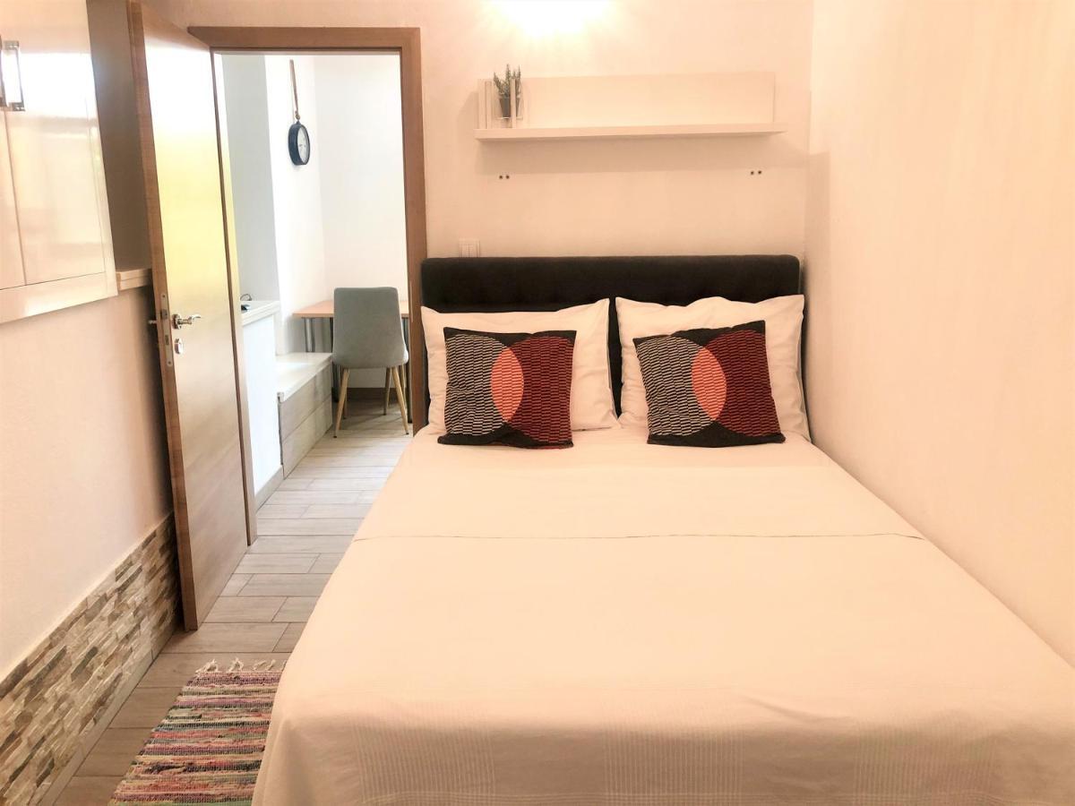 Apartments & Rooms Formenti Skradin Exterior photo