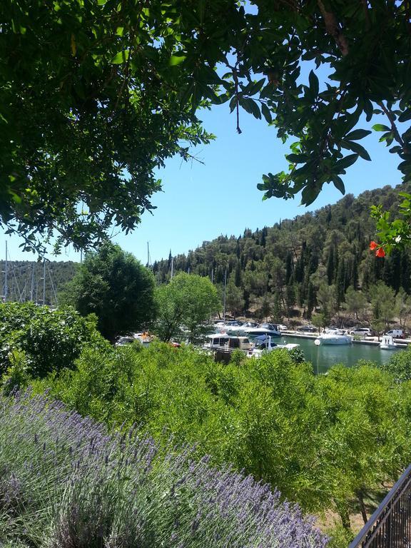 Apartments & Rooms Formenti Skradin Room photo