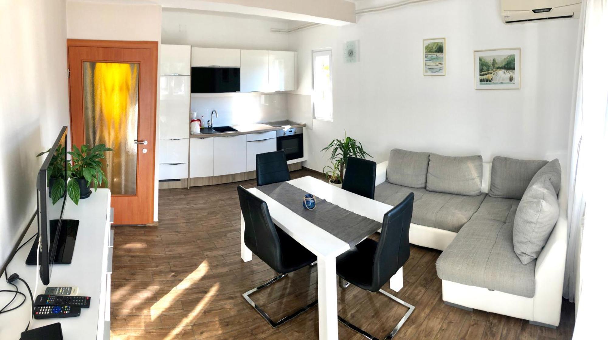 Apartments & Rooms Formenti Skradin Room photo